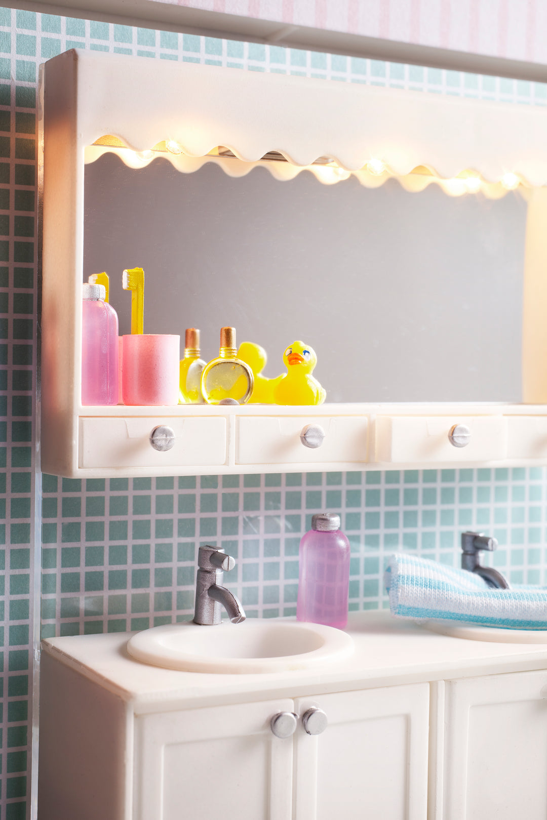 Lundby Dolls House - Stockholm Starter Pack