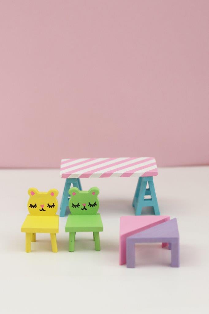 Lundby DIY Table & Chairs Set